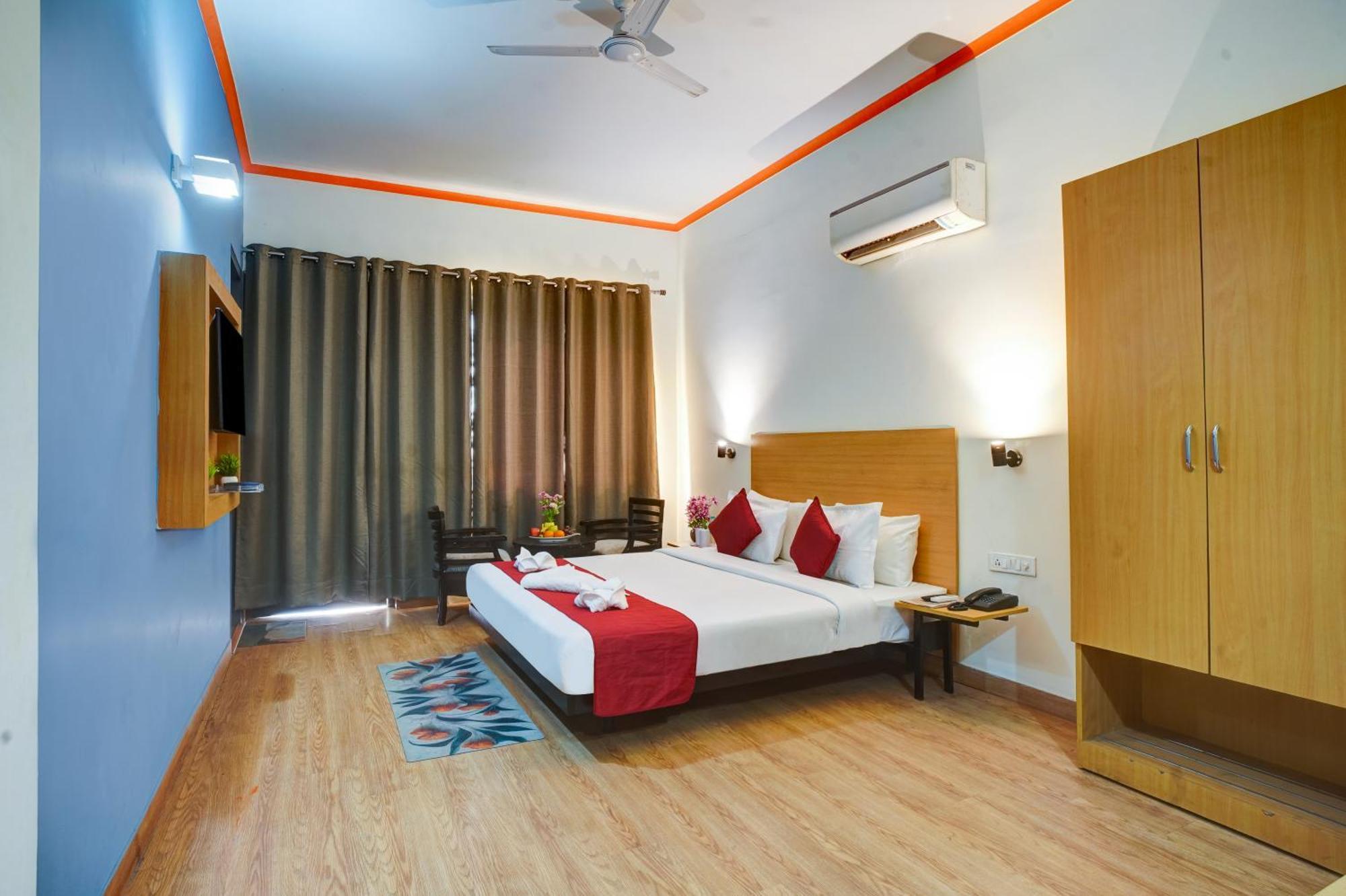 Hotel Noida Express Экстерьер фото
