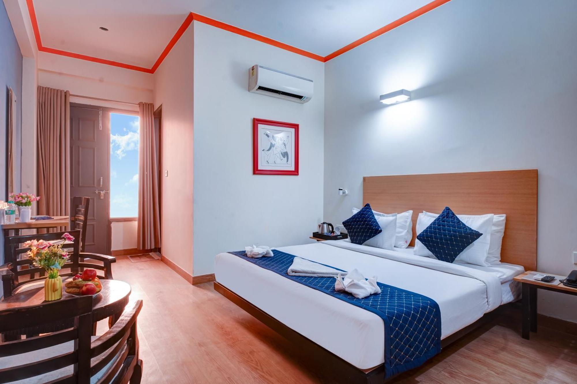 Hotel Noida Express Экстерьер фото